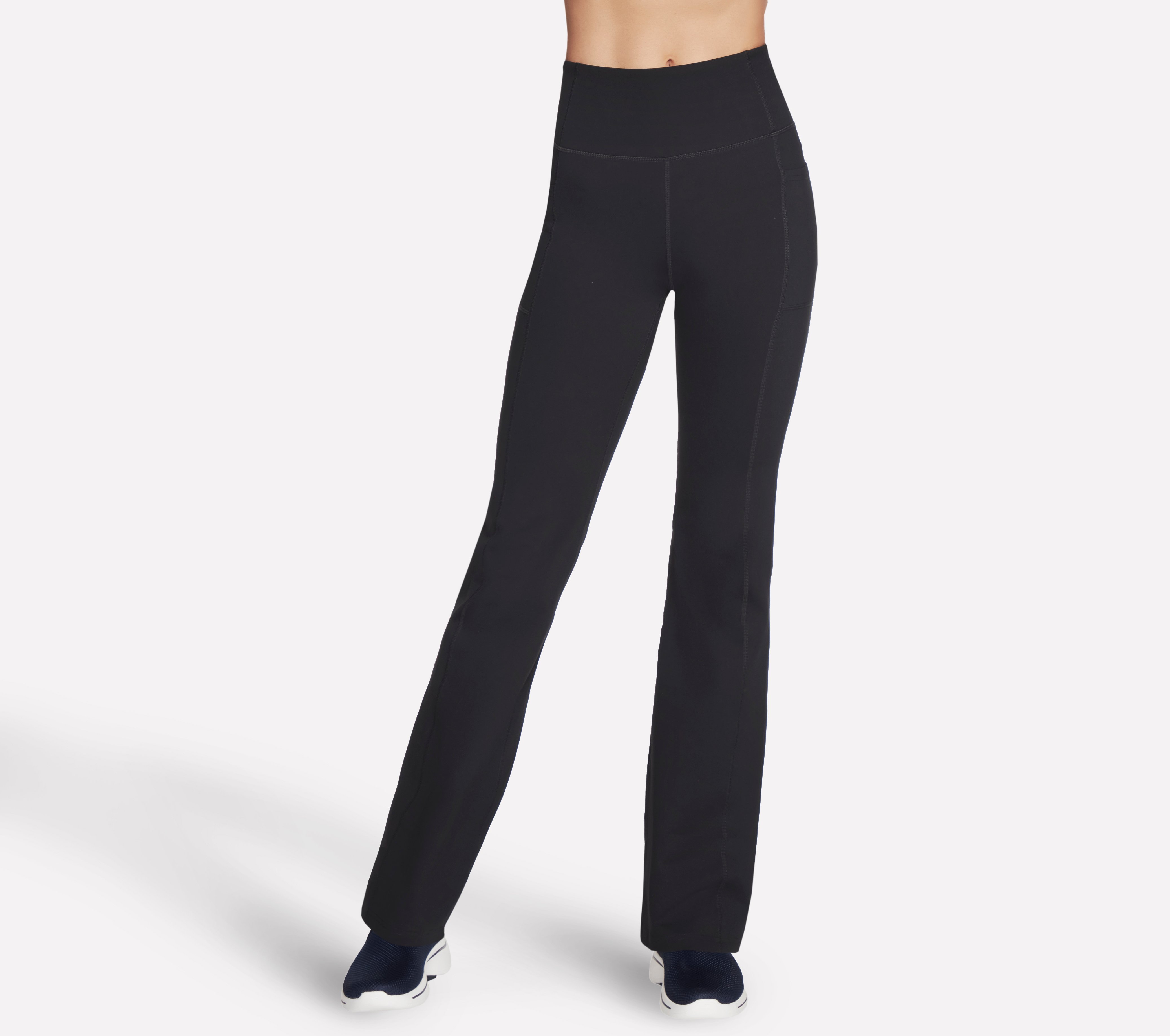 Skechers GO WALK Evolution II Flare Pant en Negro, talla Media