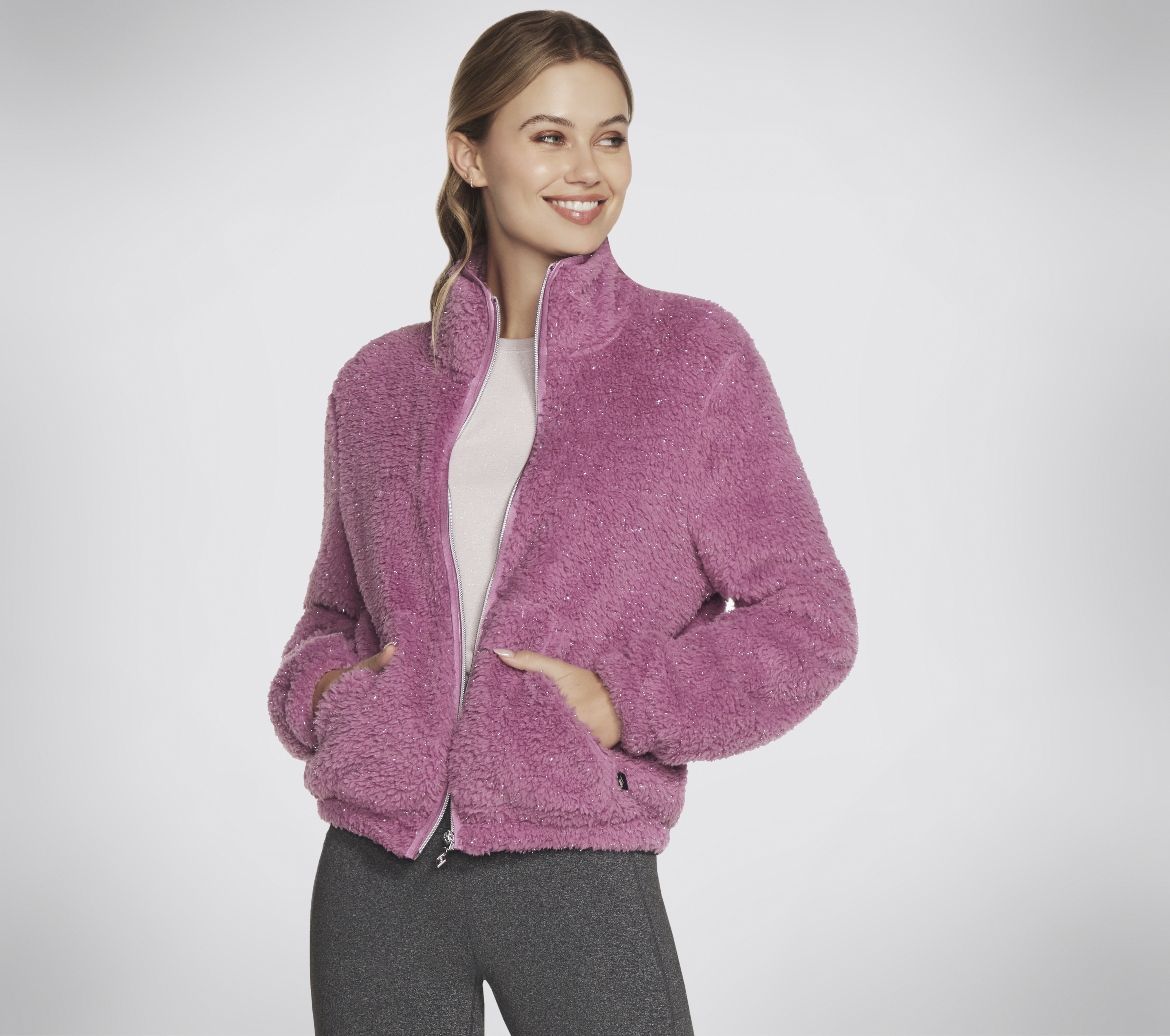 Skechers GO SNUGGLE Sherpa chaqueta en Rosa Claro, talla 2XL