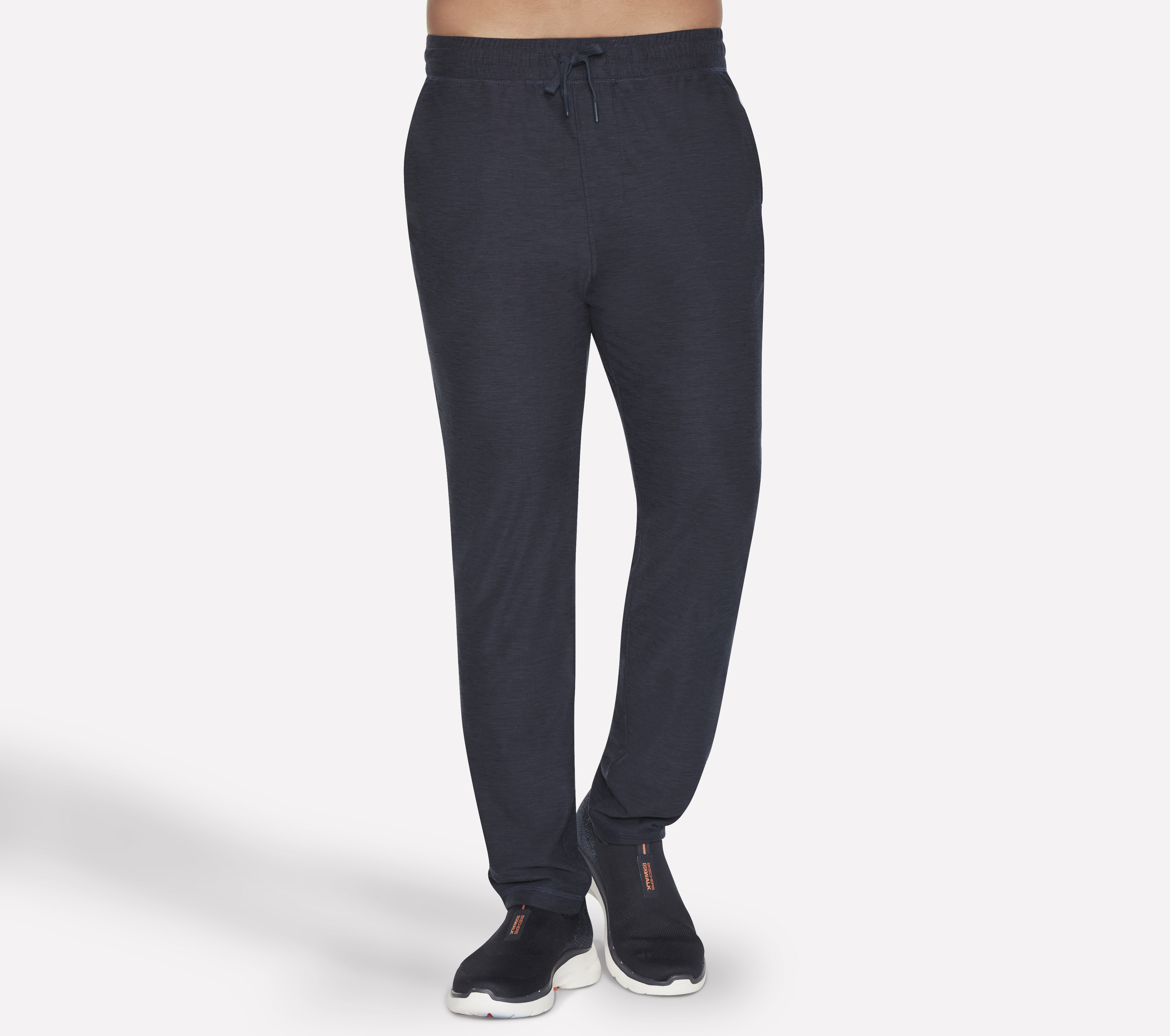 Skechers SKECH-KNITS ULTRA GO Lite Tapered Pant en Navy, talla Pequeña