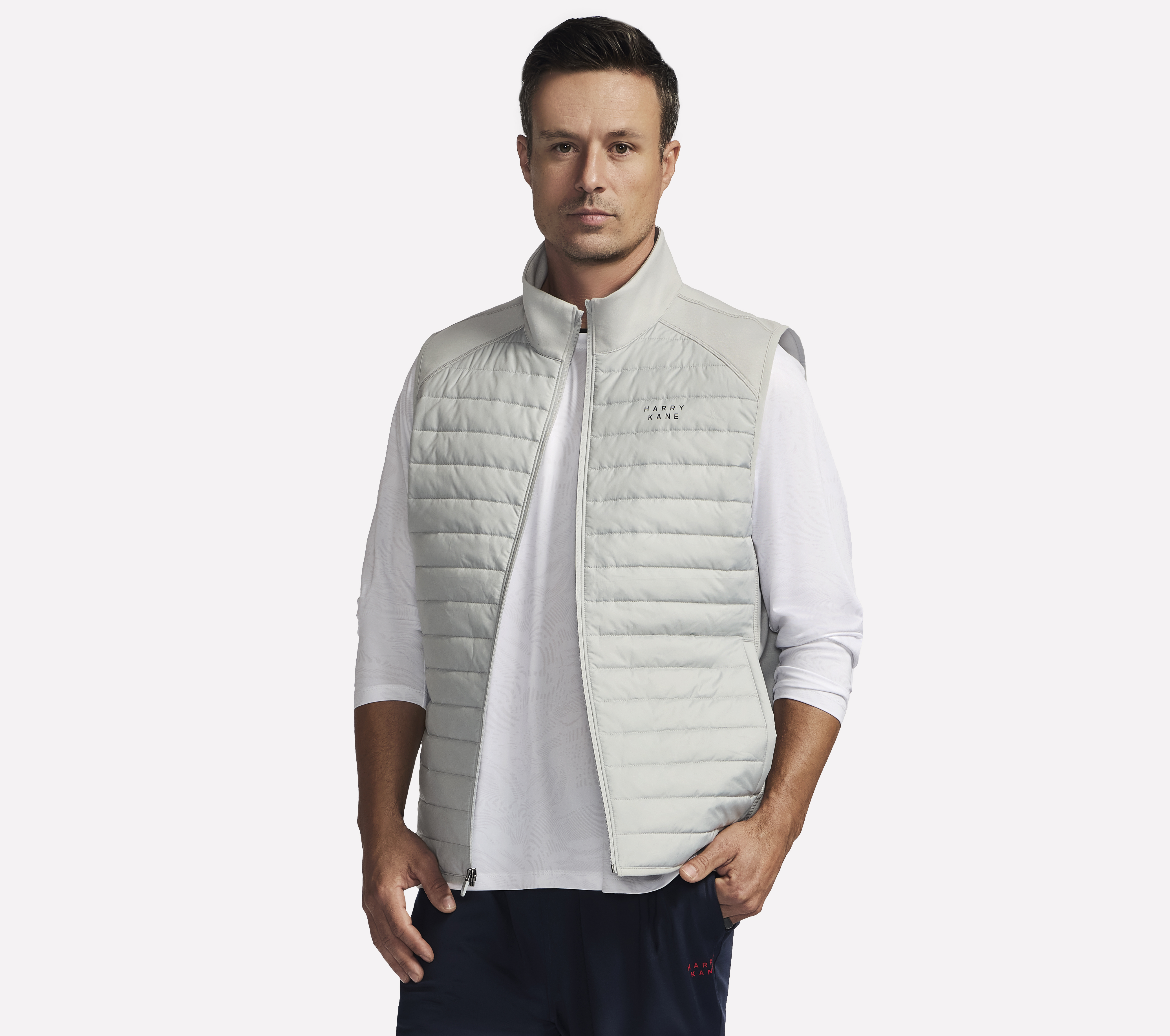 Skechers Harry Kane GO SHIELD Hybrid Vest en Gris Claro, talla Grande